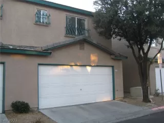 Photo #1: 2367969 Listing 