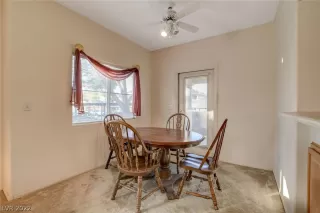 Photo #5: 2367979 Listing