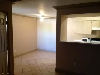 Photo #1: 2367981 Listing