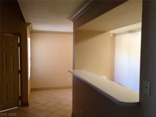 Photo #2: 2367981 Listing