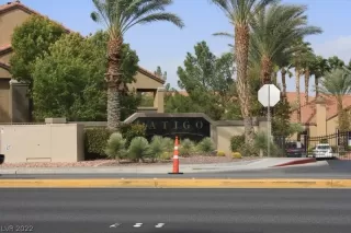 Photo #2: 2368004 Listing