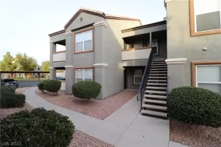 Photo #1: 2368009 Listing