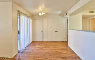 Photo #6: 2368009 Listing