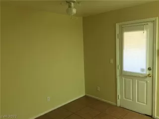 Photo #4: 2368034 Listing 