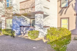 Photo #2: 2368112 Listing