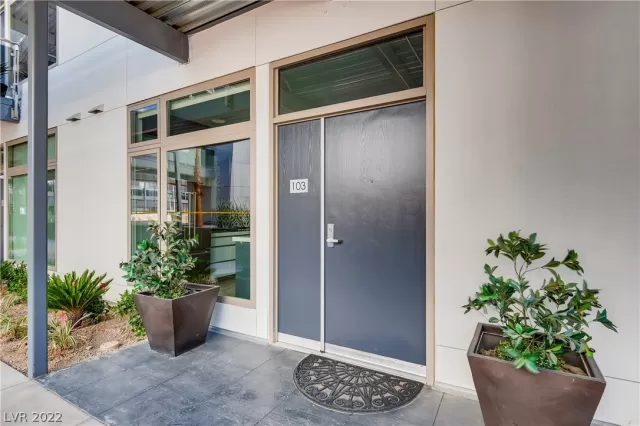 MLS: 2368115 Condo For Sale