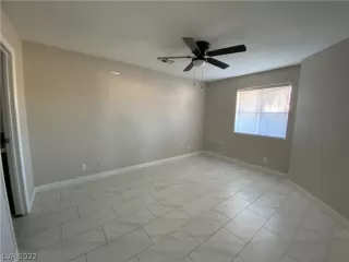 Photo #4: 2368126 Listing 