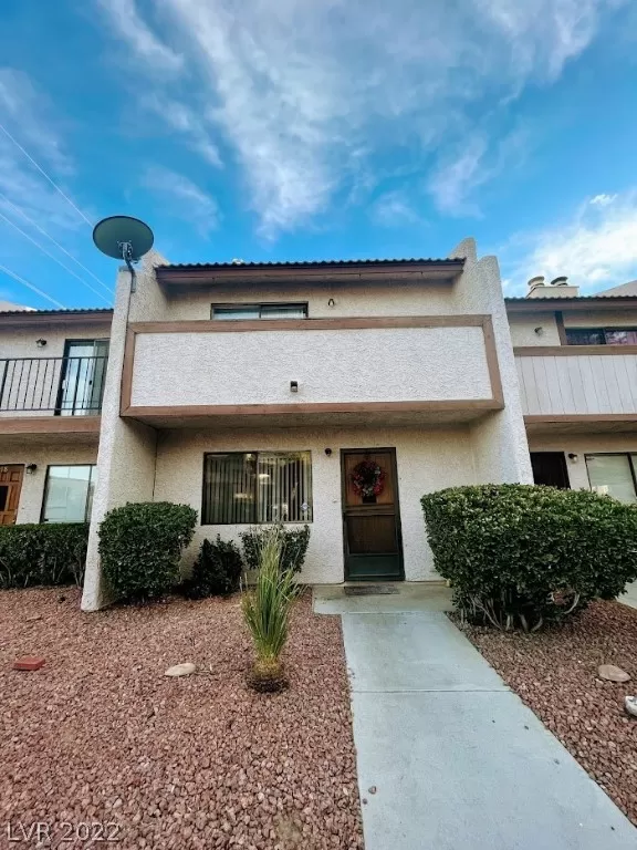 MLS: 2368150 Condo For Sale