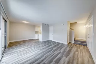 Photo #1: 2368188 Listing 