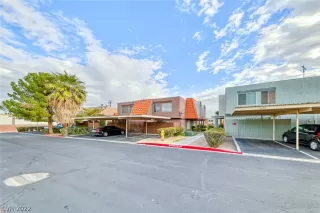 Photo #3: 2368188 Listing 