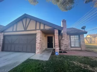 Photo #1: 2368197 Listing 