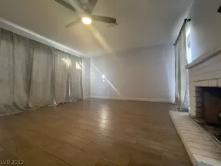 Photo #3: 2368197 Listing 