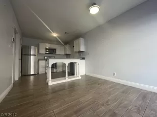 Photo #6: 2368197 Listing 