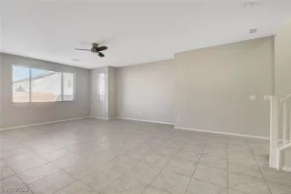 Photo #4: 2368273 Listing 