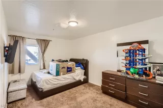 Photo #6: 2368286 Listing