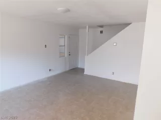 Photo #3: 2368317 Listing 