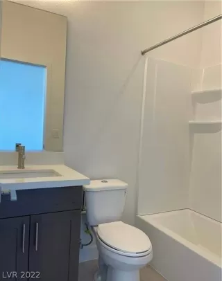 Photo #5: 2368332 Listing 