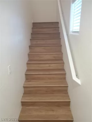 Photo #2: 2368340 Listing 