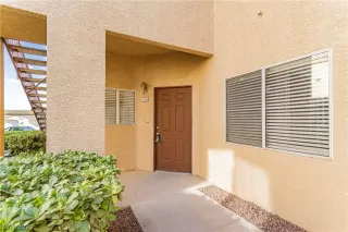 Photo #3: 2368423 Listing