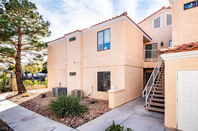 MLS: 2368435 Condo For Sale