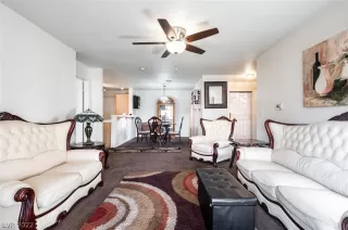 Photo #3: 2368435 Listing