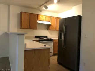 Photo #2: 2368440 Listing 