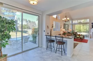 Photo #3: 2368450 Listing