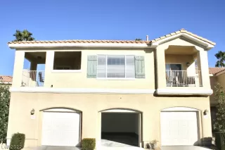 Photo #3: 2368467 Listing