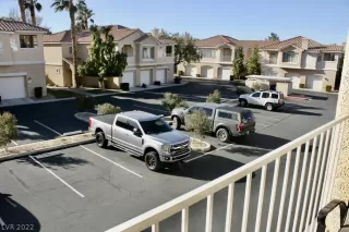 Photo #5: 2368467 Listing