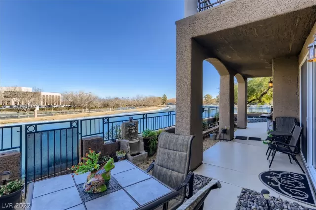 MLS: 2368470 Condo For Sale