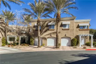 Photo #2: 2368470 Listing