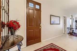 Photo #4: 2368470 Listing