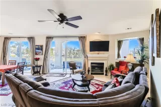 Photo #6: 2368470 Listing