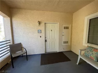 Photo #3: 2368546 Listing