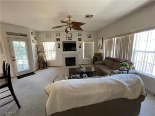 Photo #5: 2368546 Listing