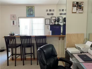 Photo #6: 2368546 Listing