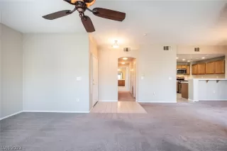 Photo #4: 2368549 Listing 