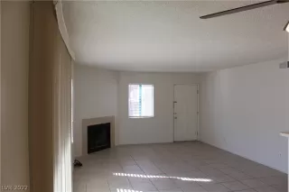 Photo #6: 2368562 Listing