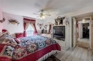 Photo #4: 2368567 Listing 