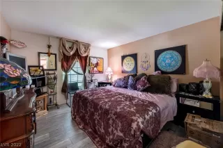 Photo #6: 2368567 Listing 
