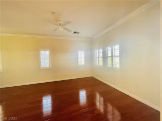 Photo #4: 2368617 Listing