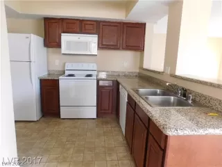 Photo #2: 2368622 Listing 