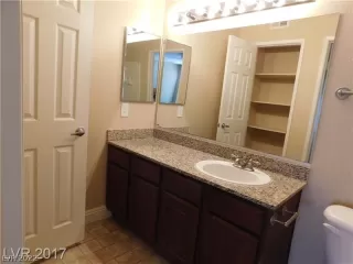 Photo #6: 2368622 Listing 