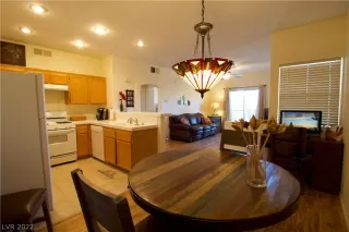 Photo #1: 2368633 Listing