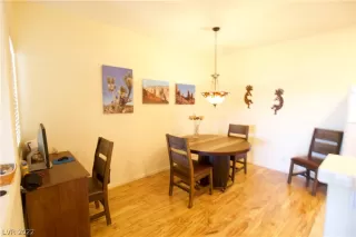 Photo #4: 2368633 Listing