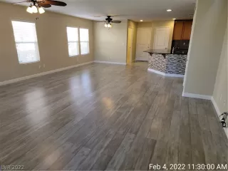 Photo #2: 2368658 Listing 