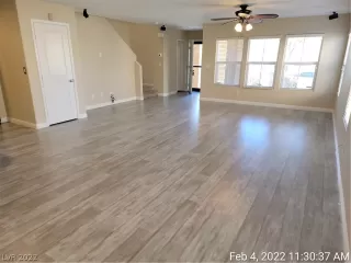 Photo #4: 2368658 Listing 