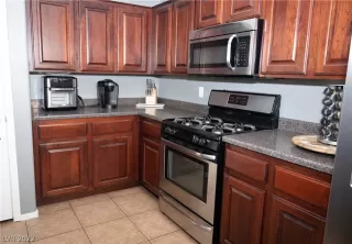 Photo #6: 2368672 Listing 