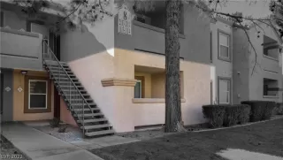 Photo #4: 2368700 Listing