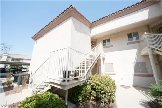 Photo #2: 2368738 Listing 